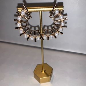 Pearly Post Earrings